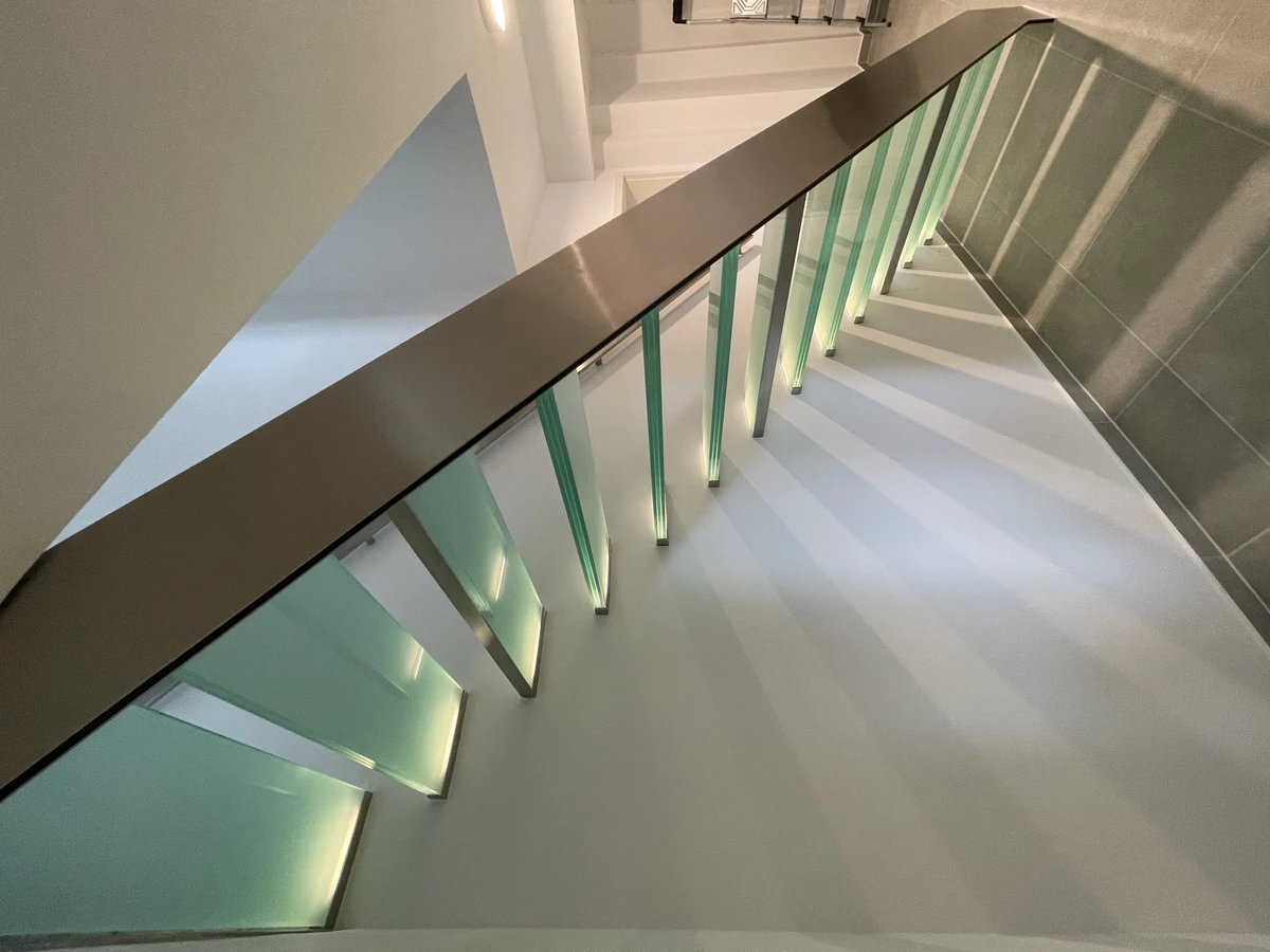 treppengeländer modern